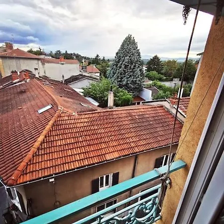 Apartment Coquet Avec Vue Sainte-Foy-les-Lyon